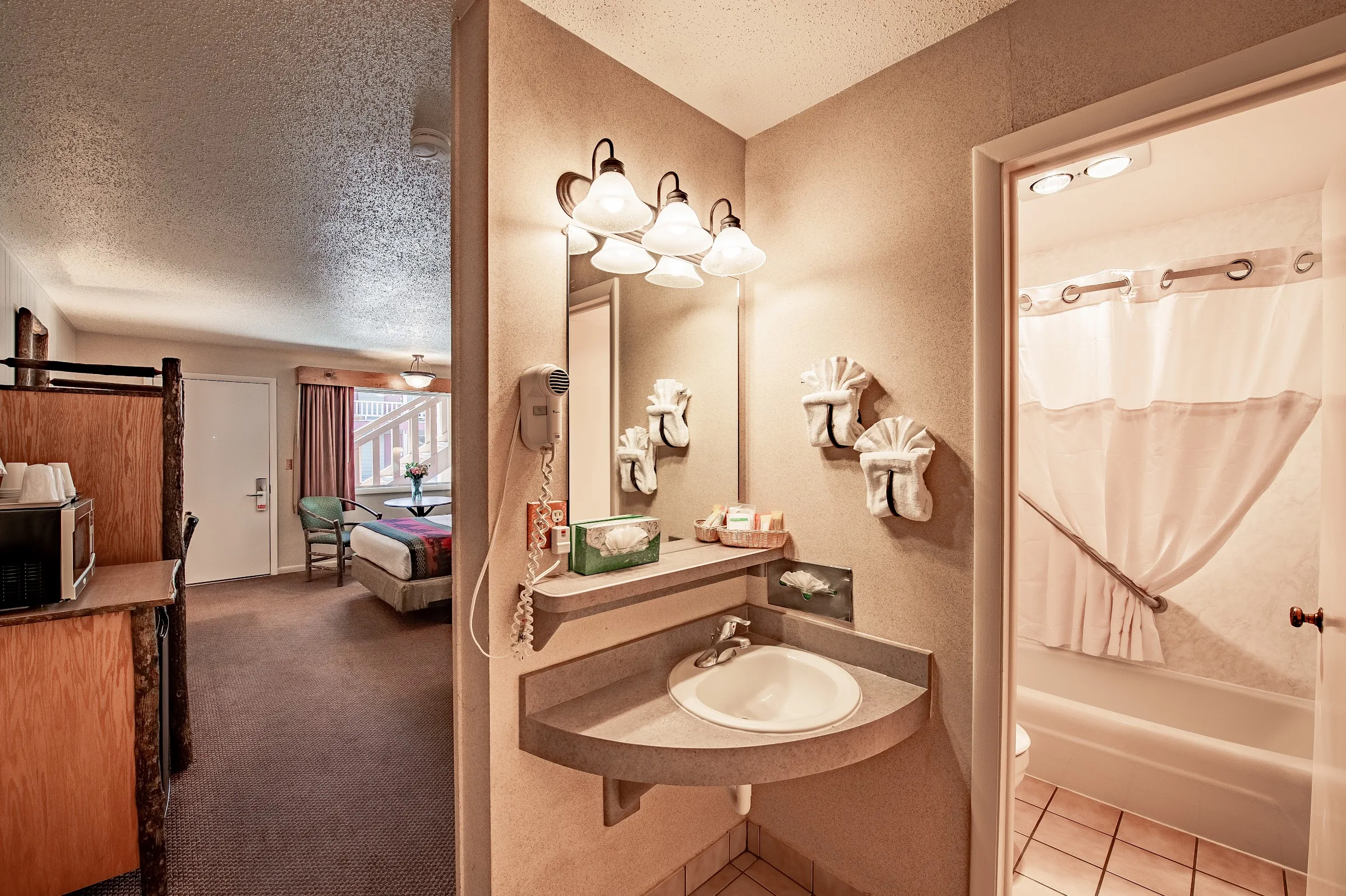 Antler Inn gallery image