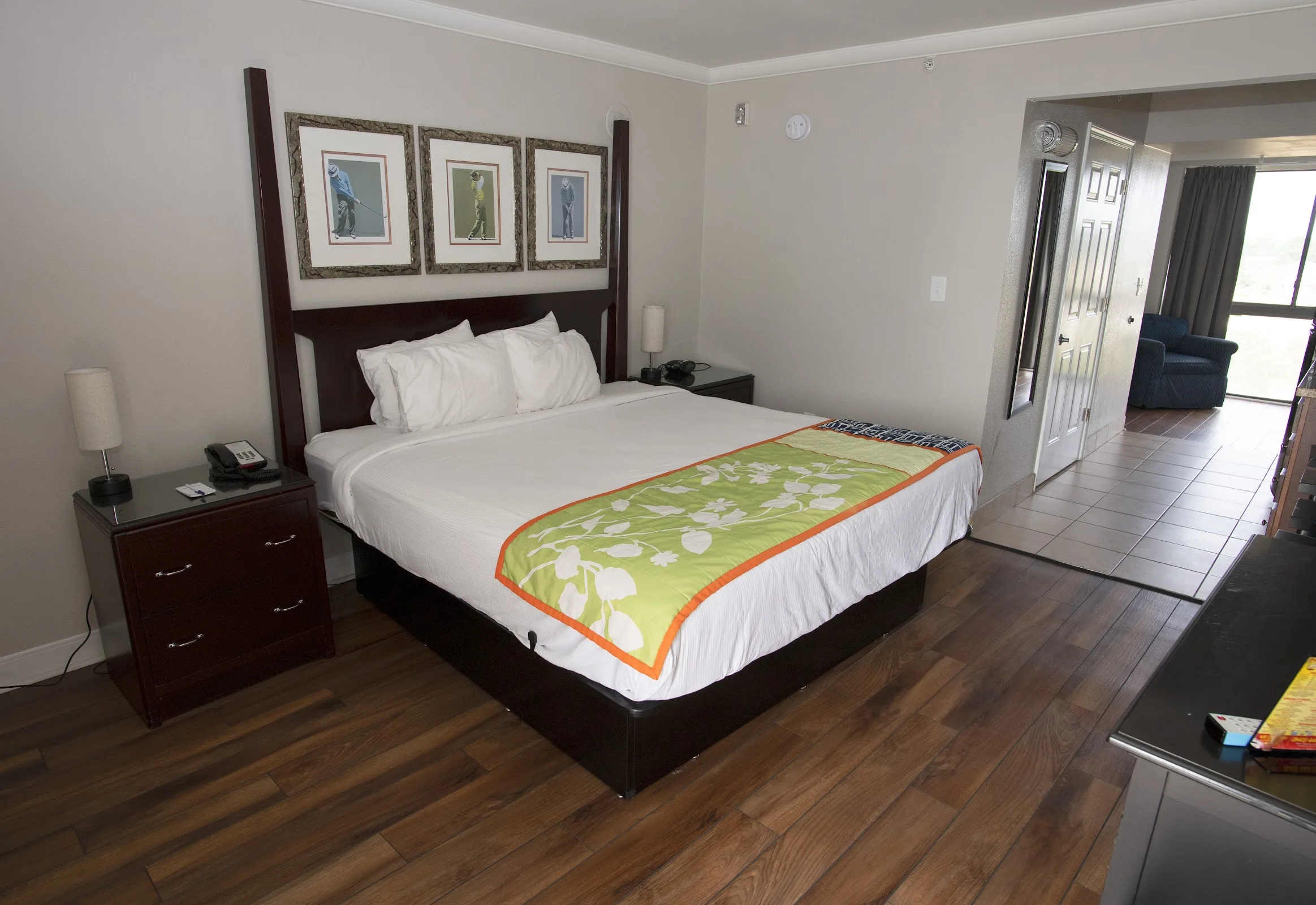 Aqua Beach Inn primary photo