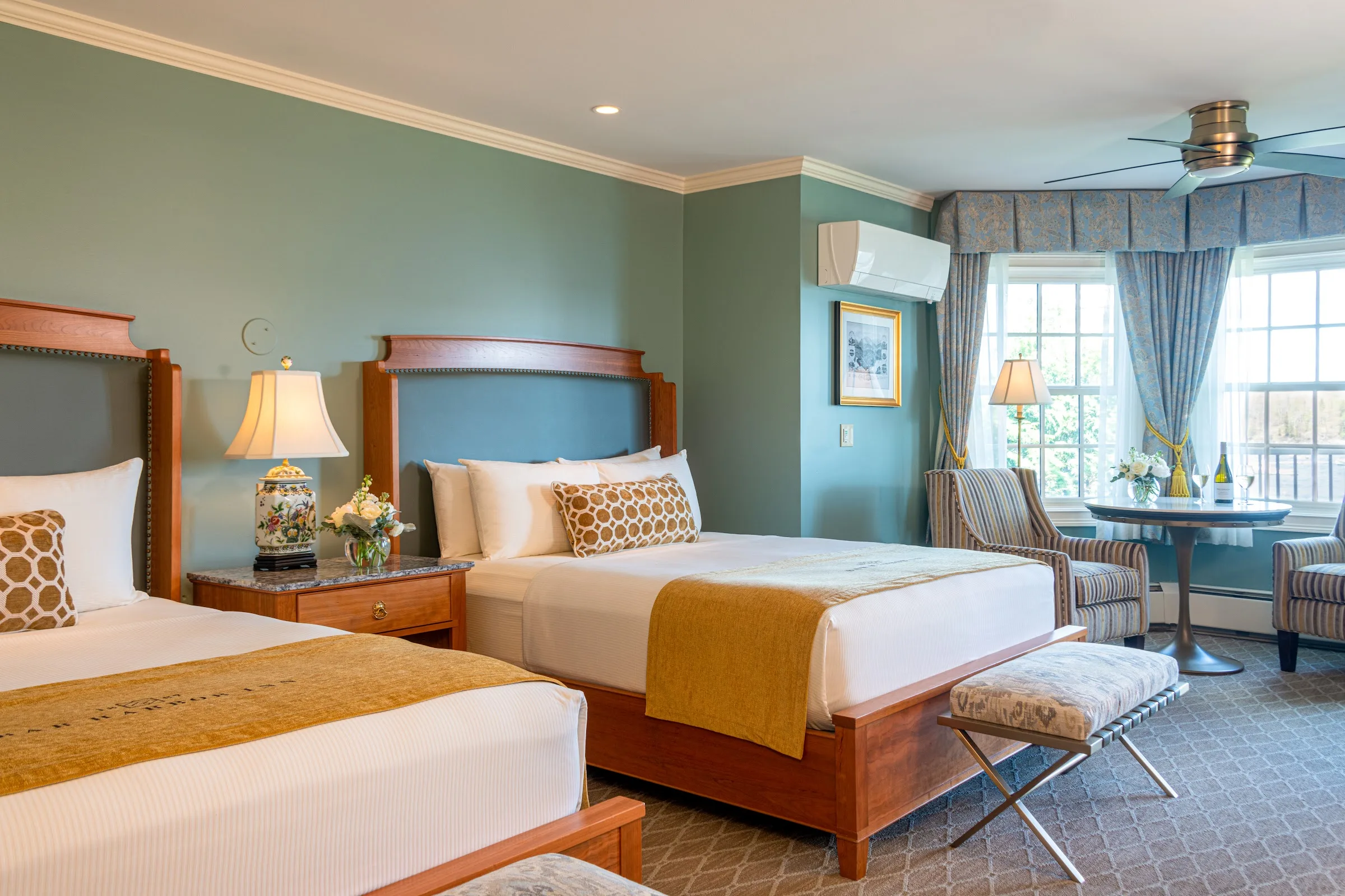 Bar Harbor Inn & Spa gallery image