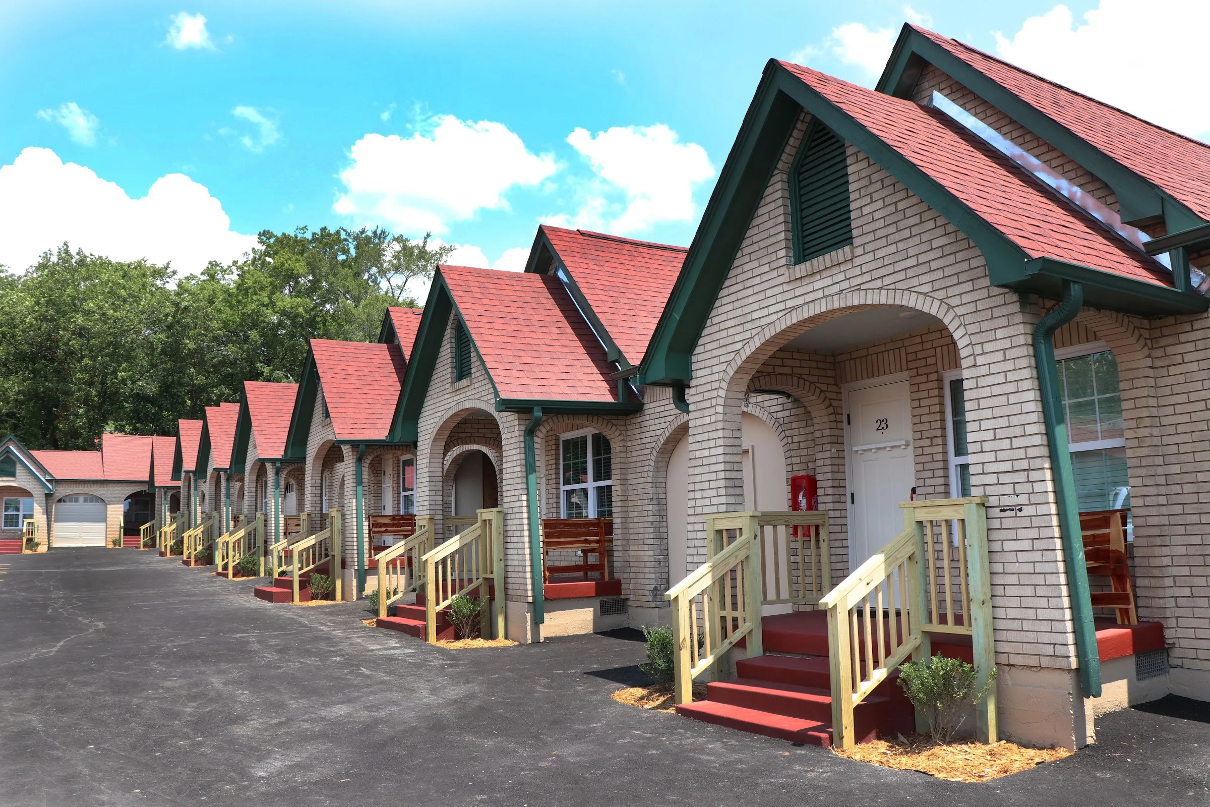 Best Court primary photo