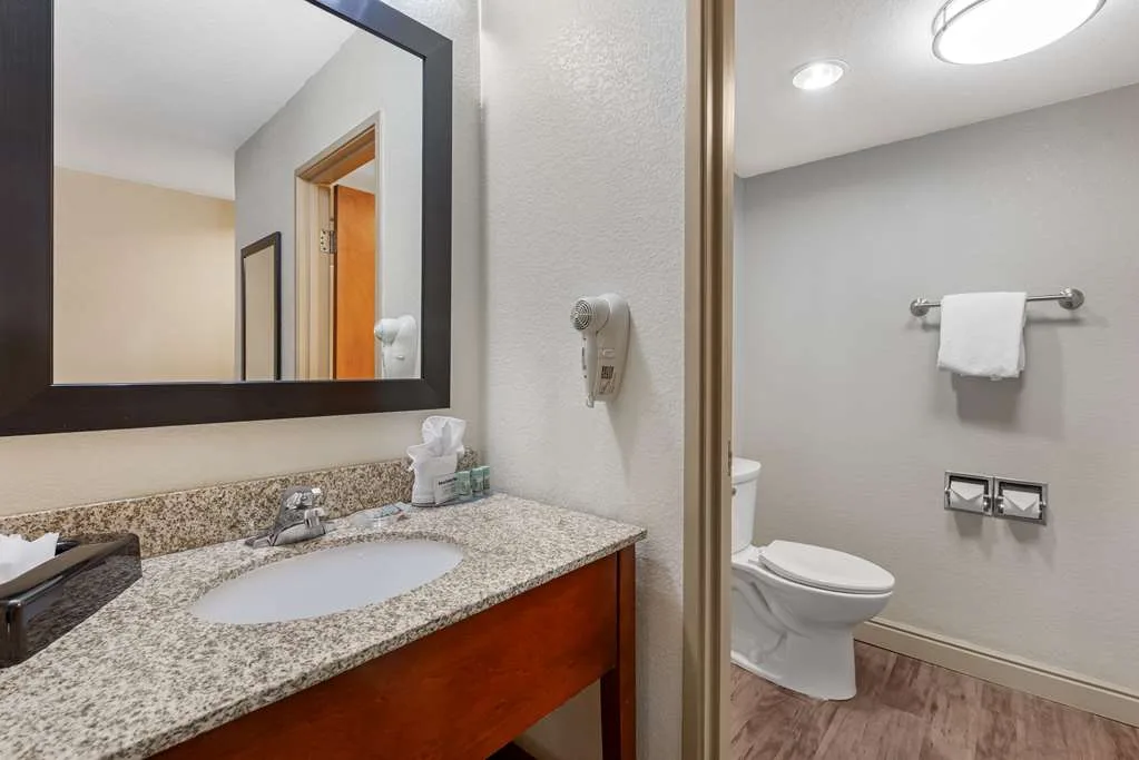Best Western Executive Inn & Suites gallery image