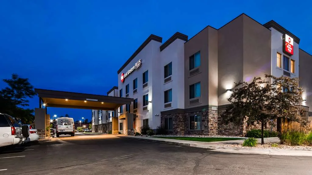 Best Western Plus Airport Inn & Suites primary photo