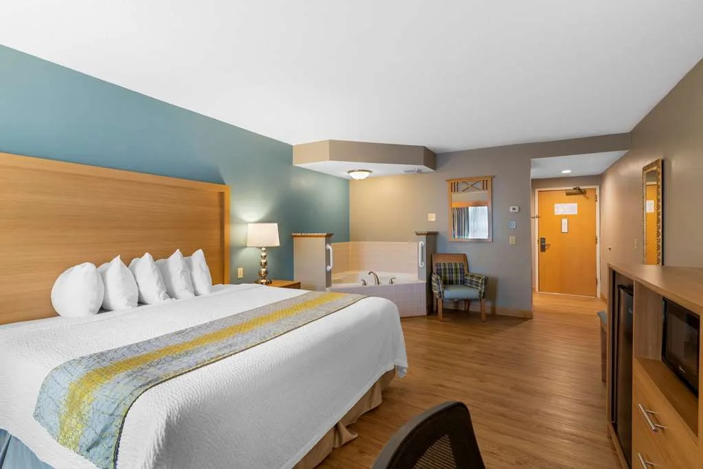 Best Western Plus Executive Court Inn & Conference Center primary photo