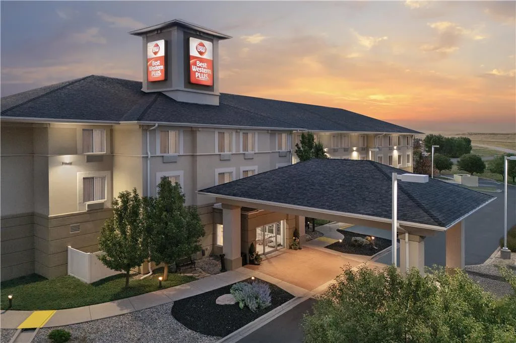Best Western Plus Frontier Inn primary photo