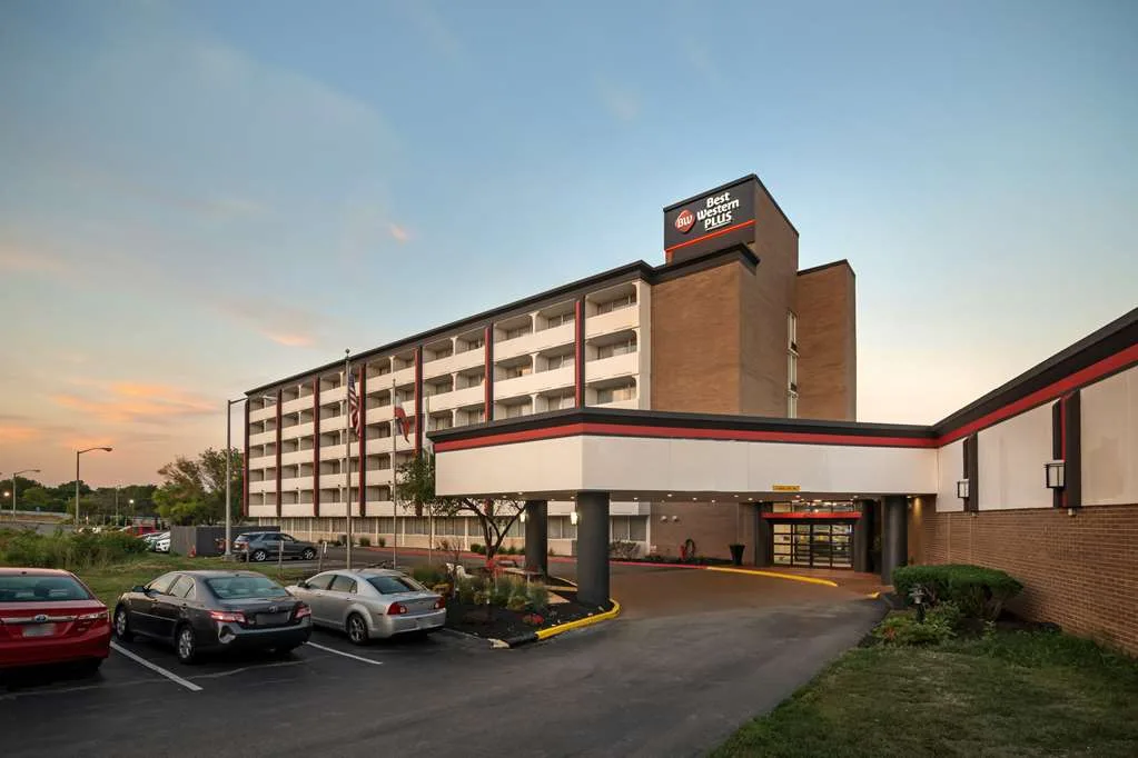 Best Western Plus Kansas City Sports Complex Hotel gallery image