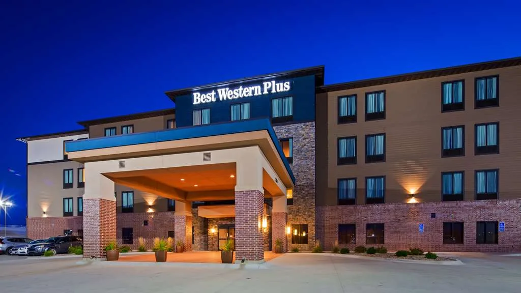 Best Western Plus Lincoln Inn & Suites gallery image