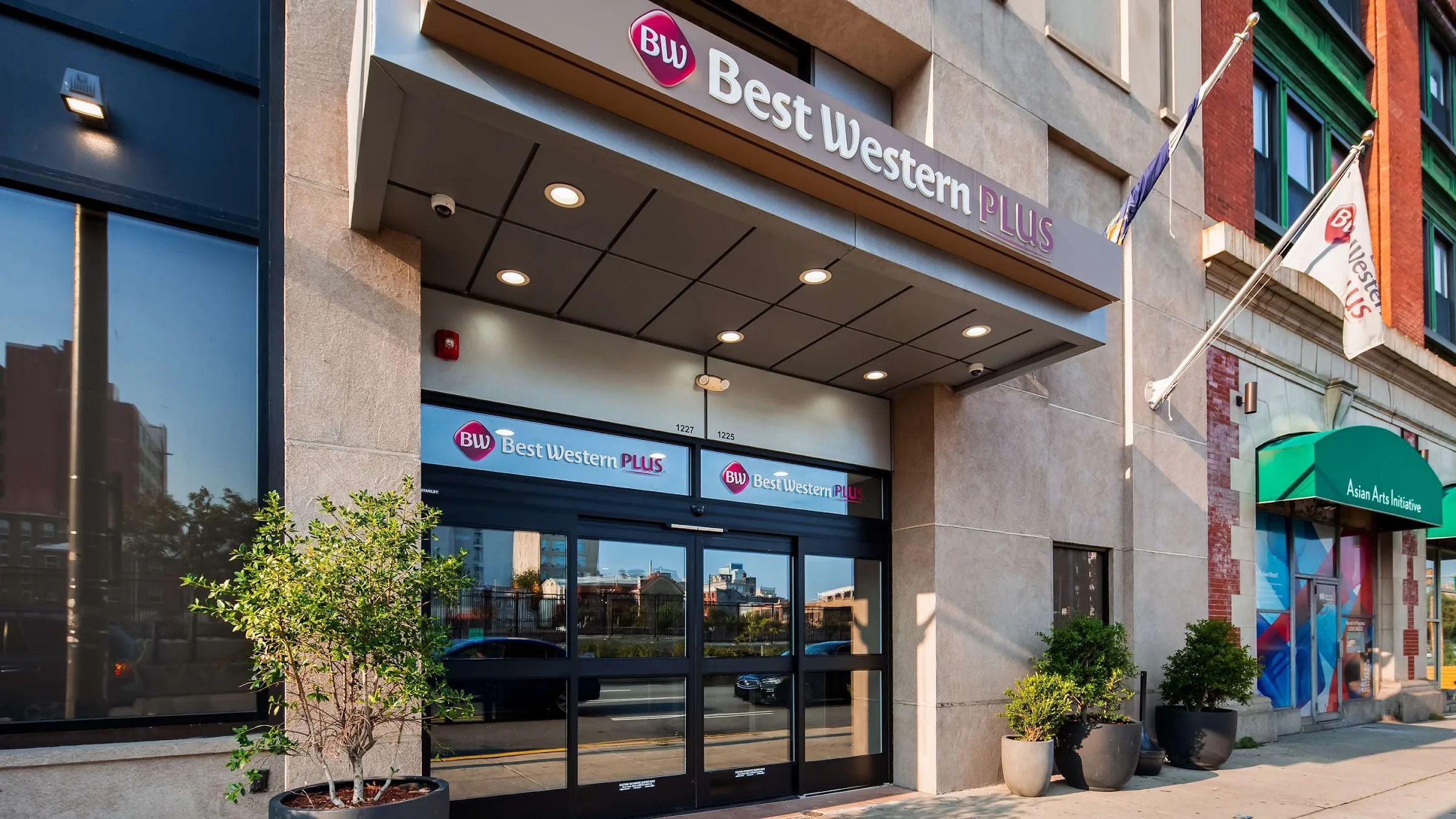 Best Western Plus Philadelphia Convention Center Hotel primary photo