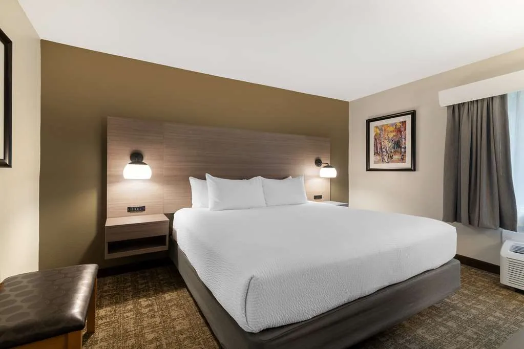 Best Western Plus Windjammer Inn & Conference Center gallery image