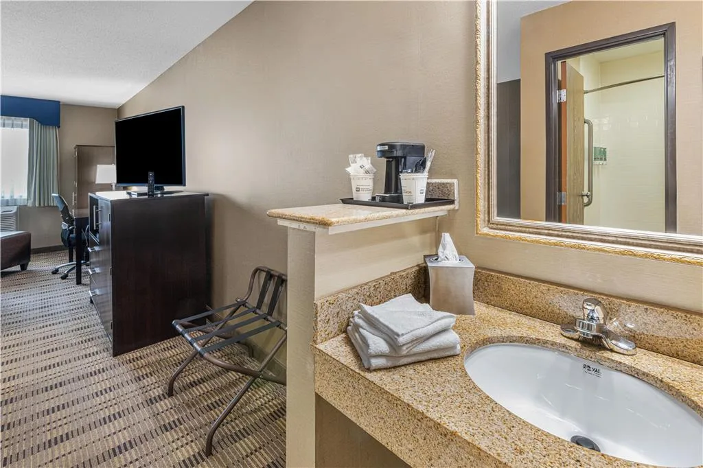 Best Western Providence Warwick Airport Inn gallery image