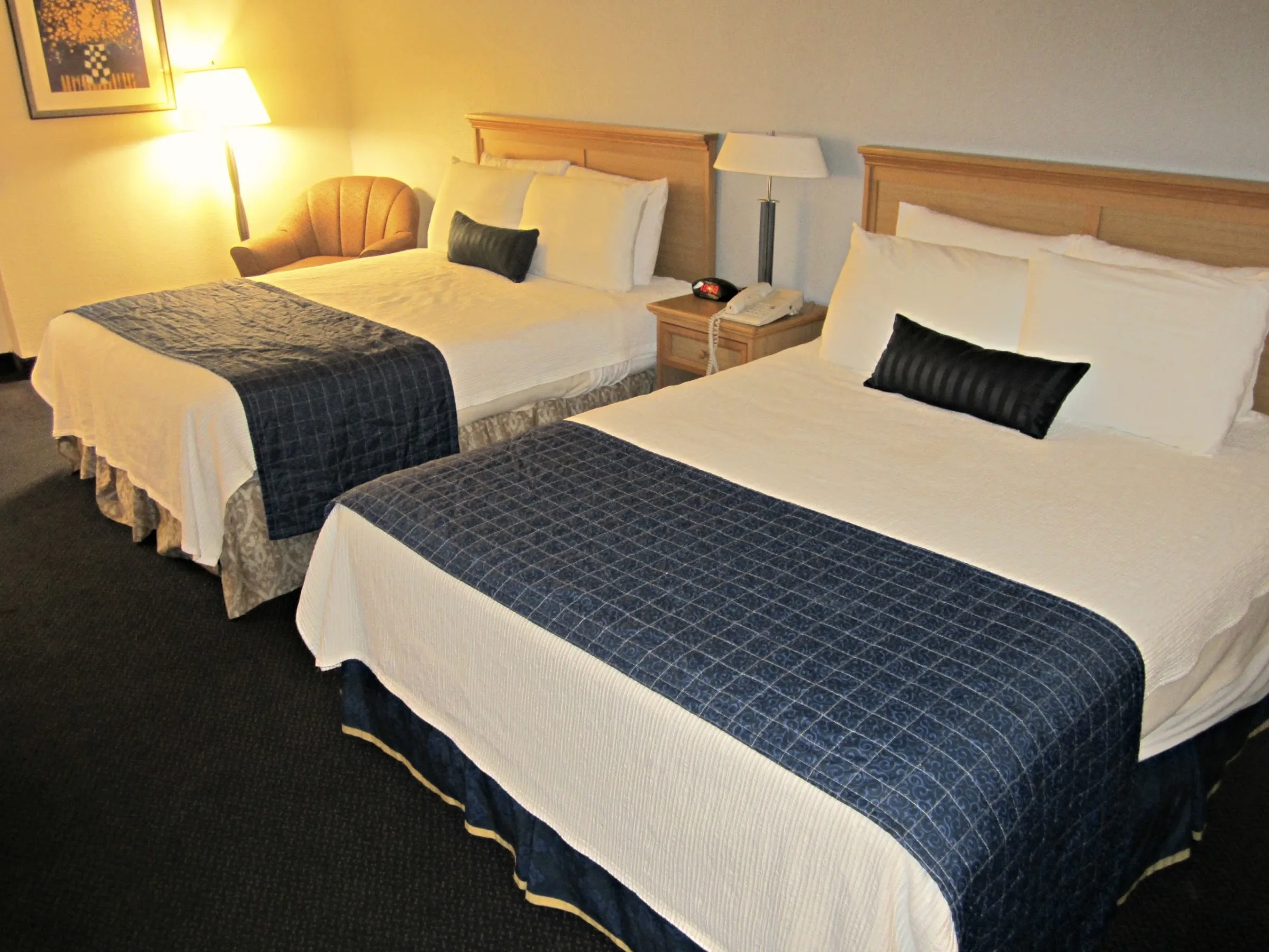 Broadway Inn gallery image