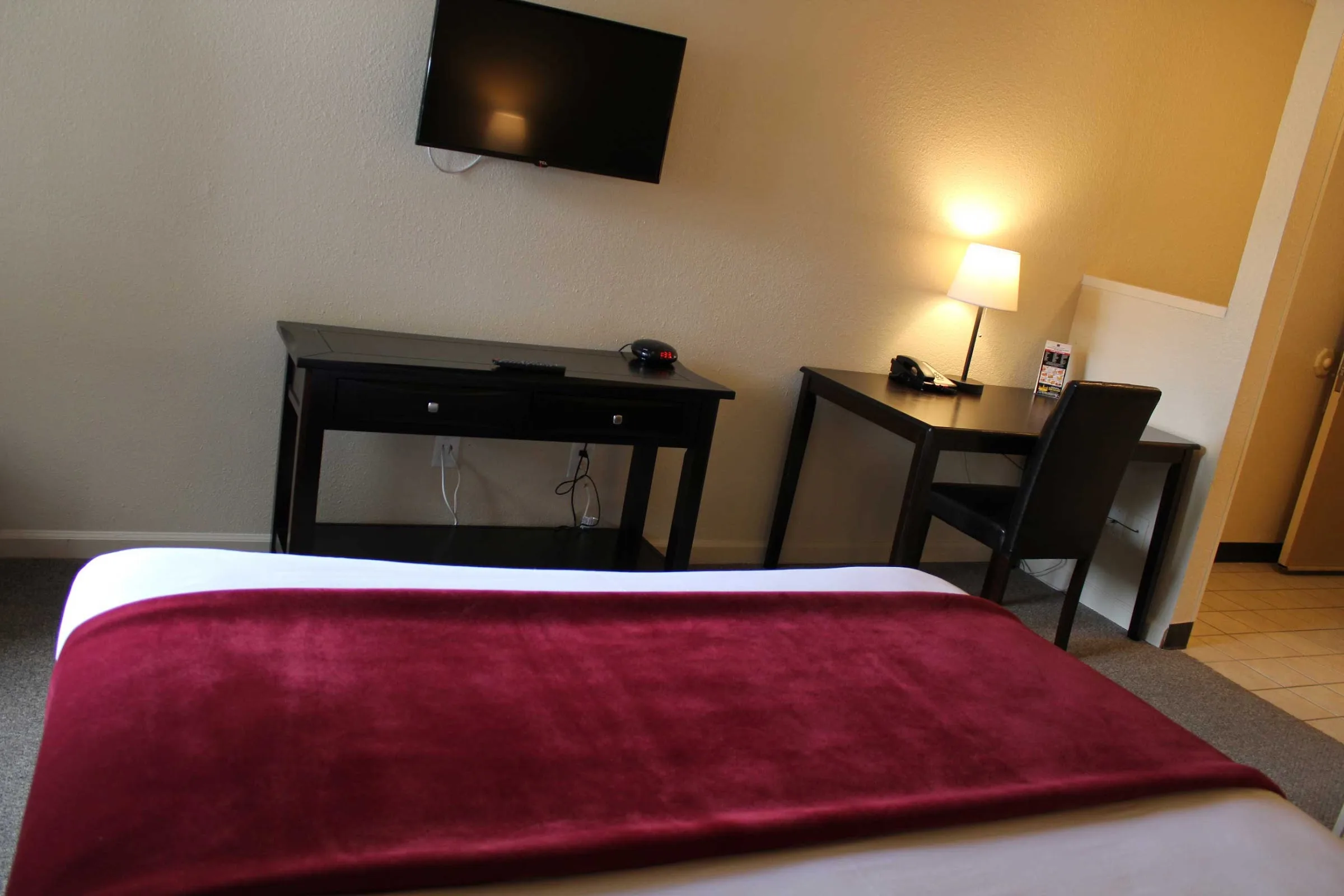 California Suites Hotel primary photo