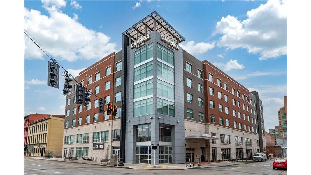 Cambria Hotel Louisville Downtown-Whiskey Row primary photo
