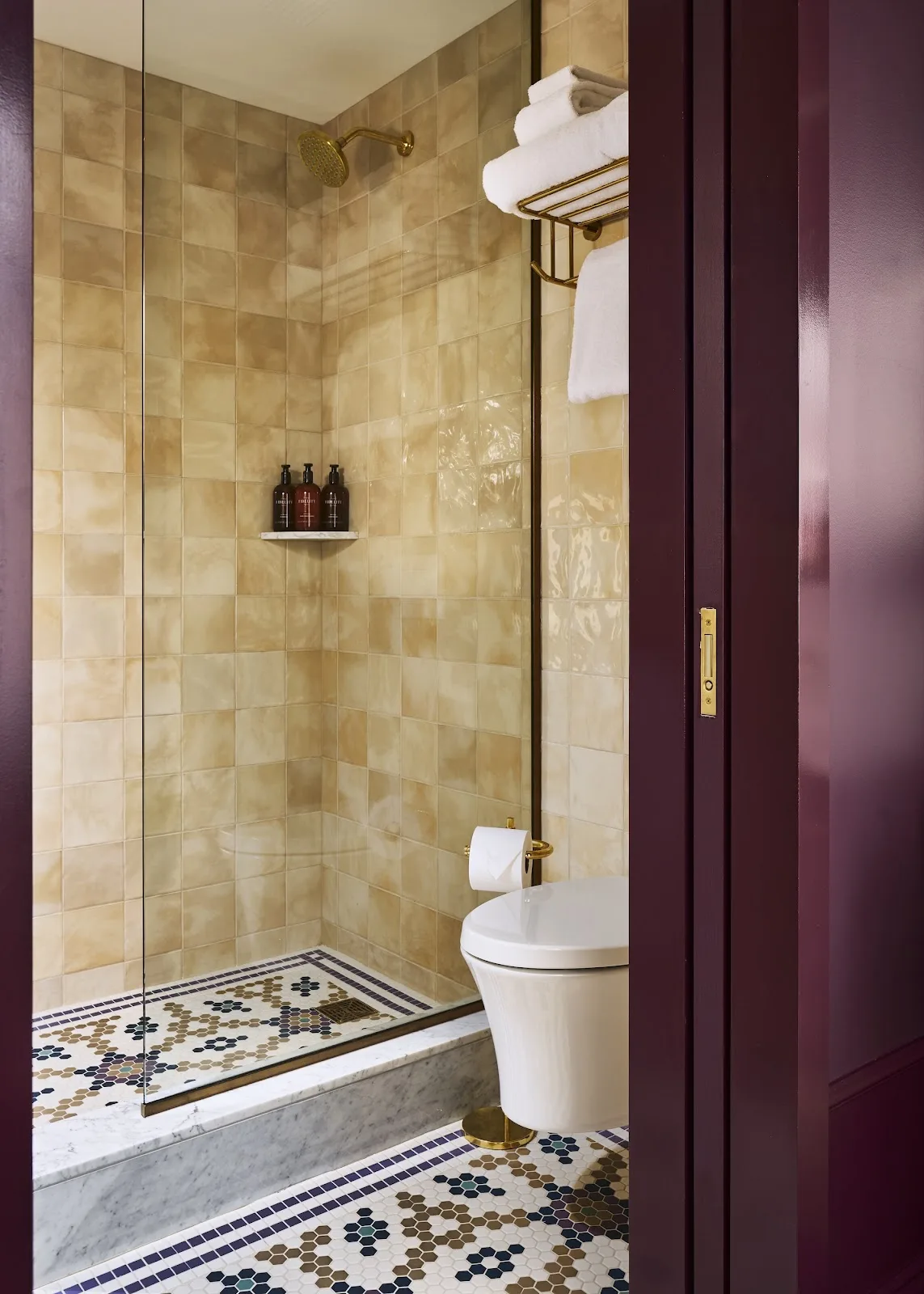 Cleveland's Fidelity Hotel gallery image