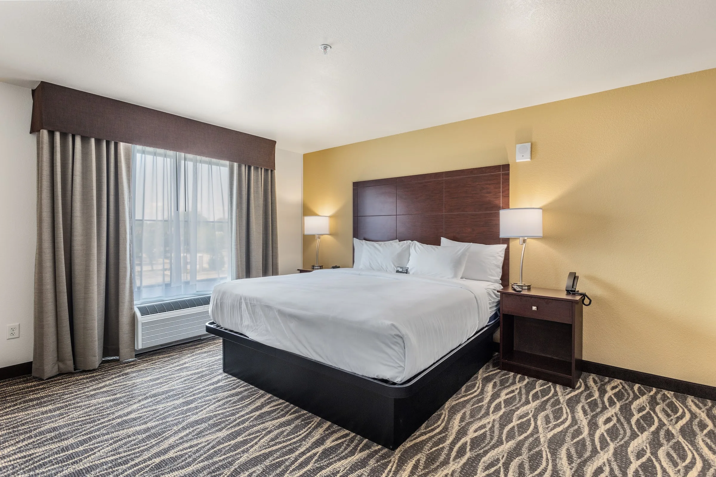 Cobblestone Hotel & Suites - De Pere/Green Bay gallery image