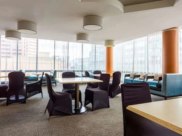 Comfort Inn & Suites Baltimore Inner Harbor gallery image