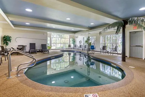 Comfort Inn & Suites North Conway gallery image