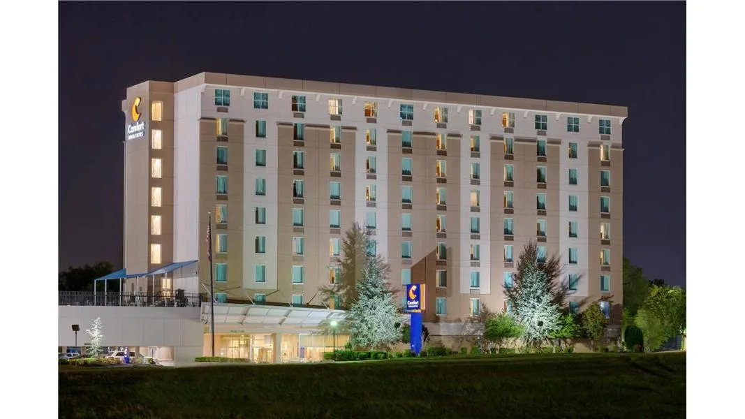 Comfort Inn & Suites Presidential primary photo