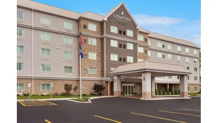 Country Inn & Suites by Radisson, Buffalo South I-90, NY primary photo