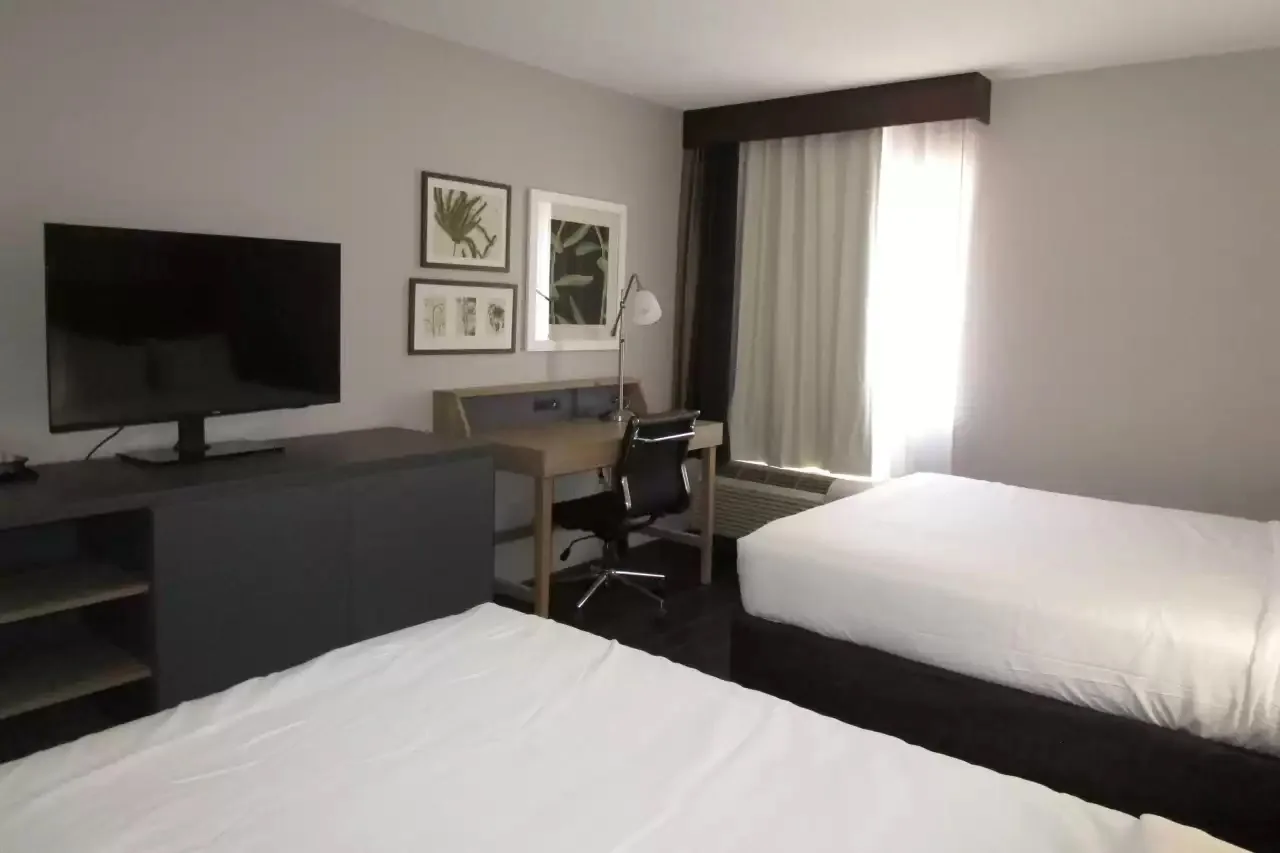 Country Inn & Suites by Radisson, Dunbar - Charleston gallery image