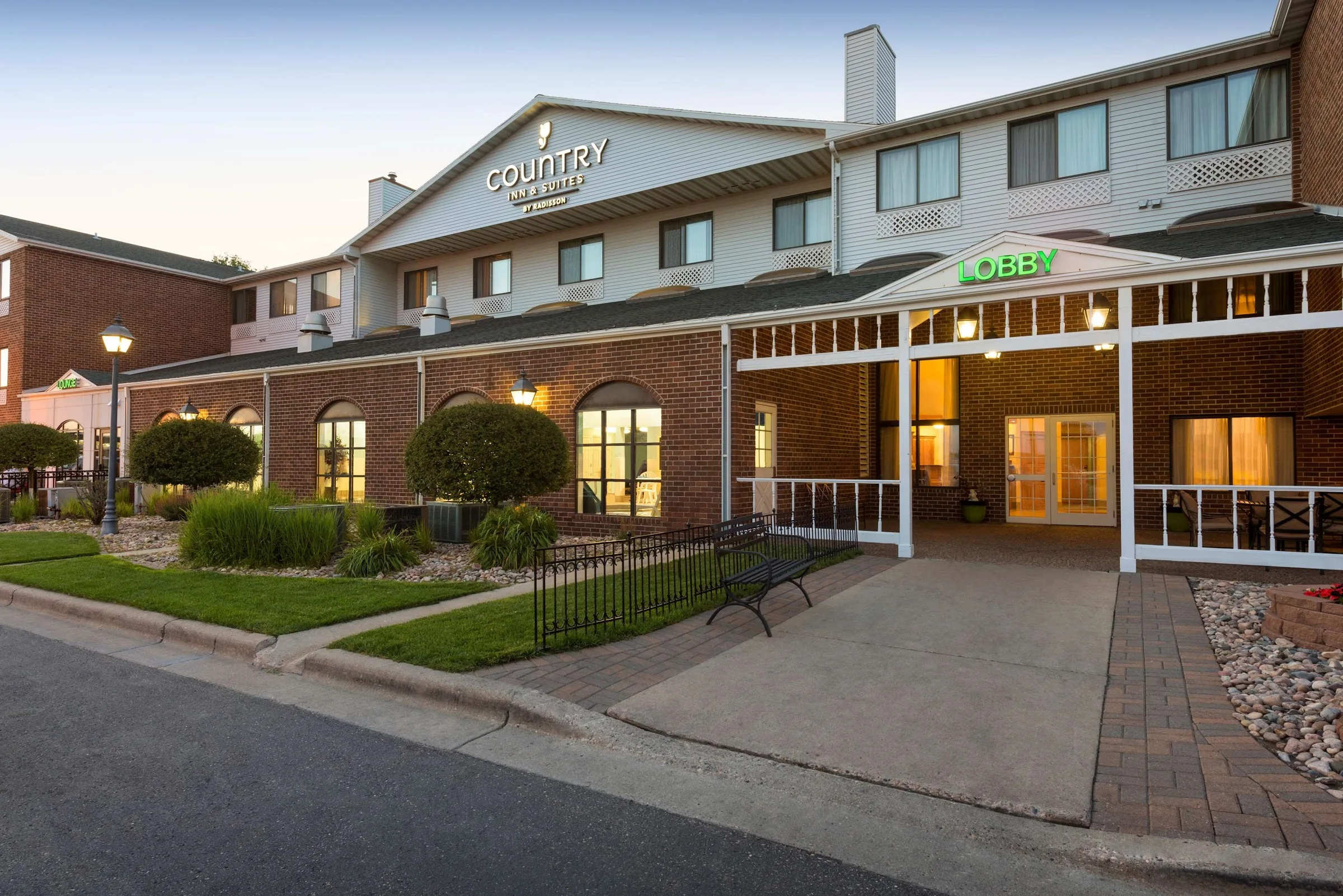 Country Inn & Suites by Radisson, Fargo, ND gallery image