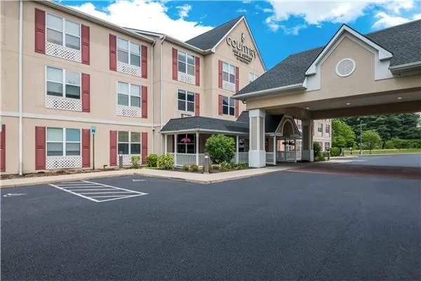 Country Inn & Suites by Radisson, Harrisburg Northeast - Hershey