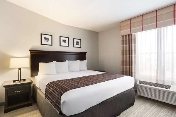 Country Inn & Suites by Radisson, Kearney, NE gallery image