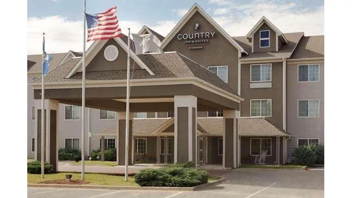 Country Inn & Suites by Radisson, Norman near University primary photo