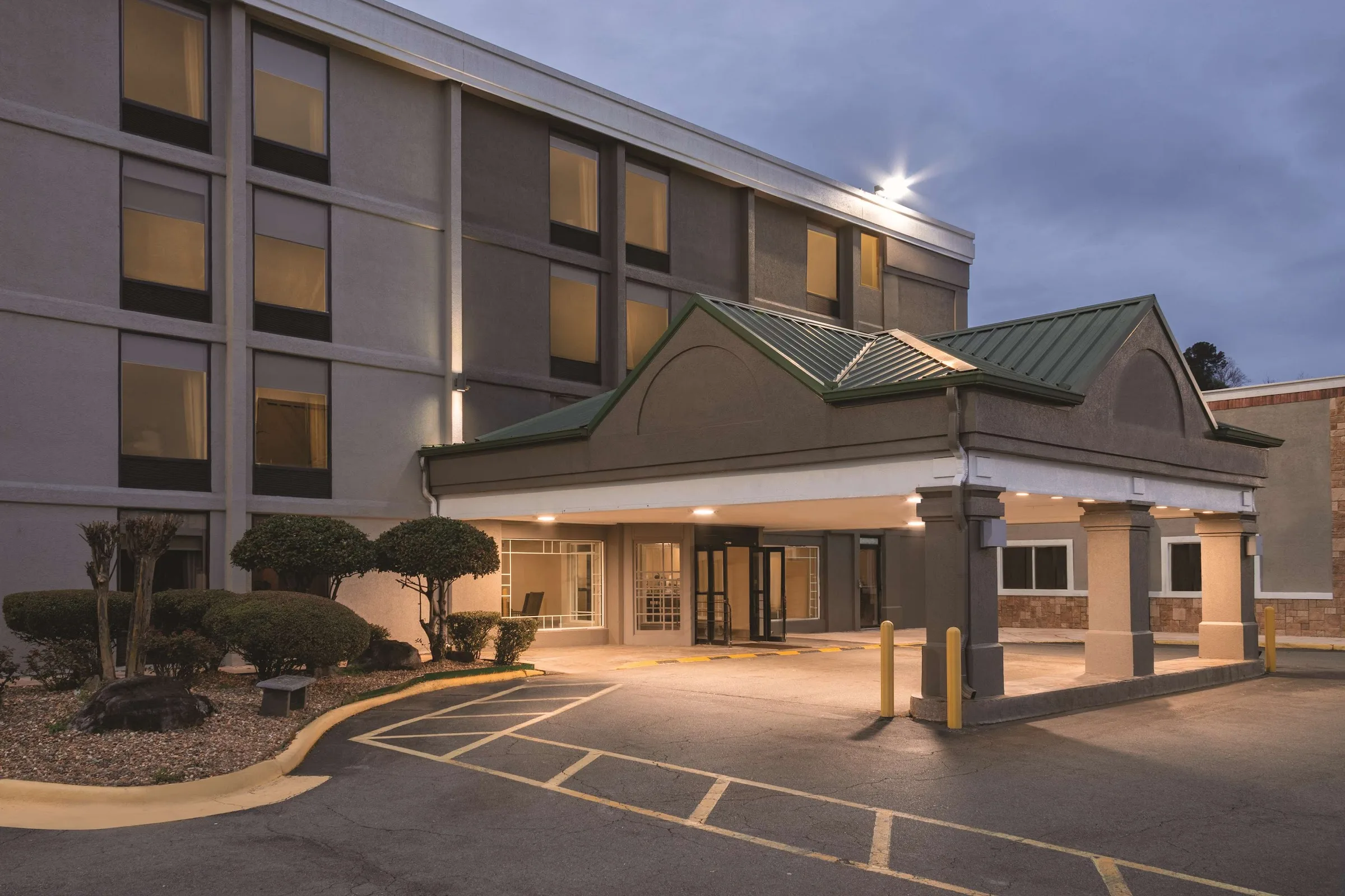 Country Inn & Suites by Radisson, North Little Rock, AR primary photo