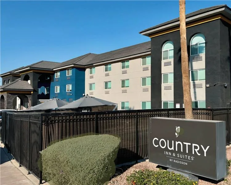 Country Inn & Suites by Radisson, Phoenix Airport, AZ primary photo