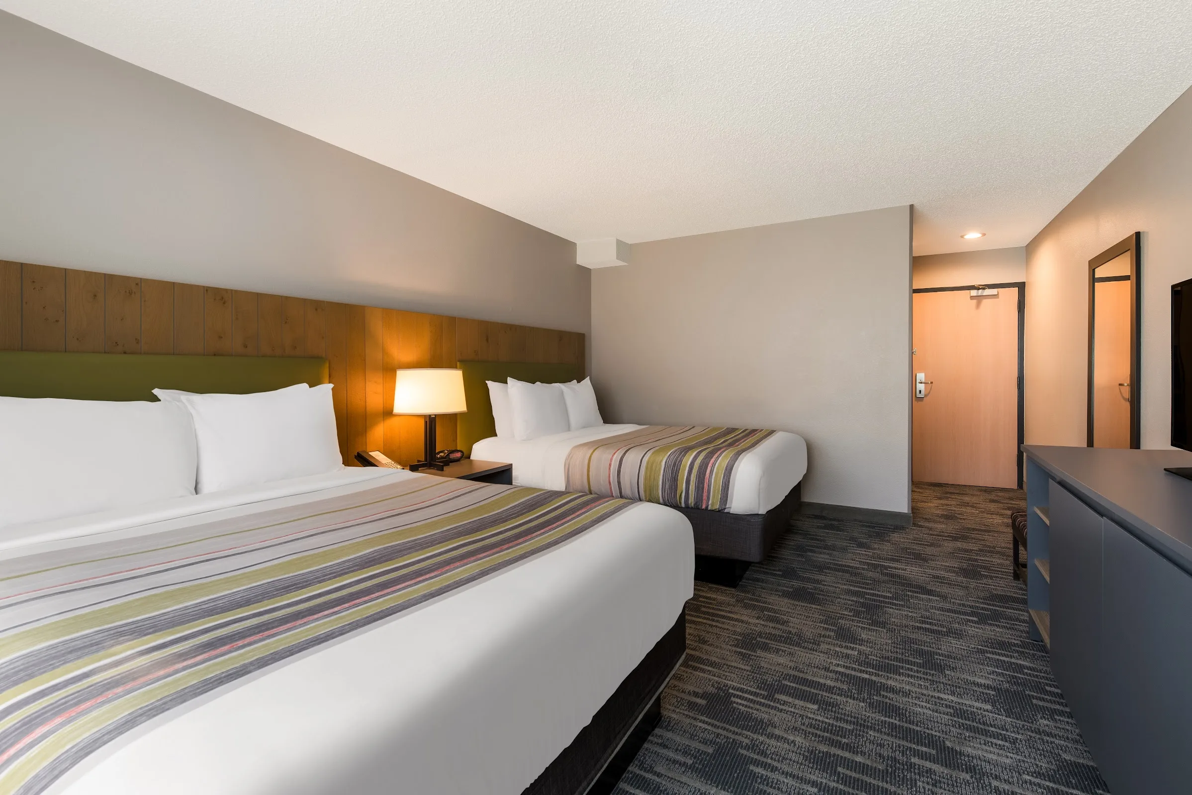 Country Inn & Suites by Radisson, Wichita East, KS gallery image