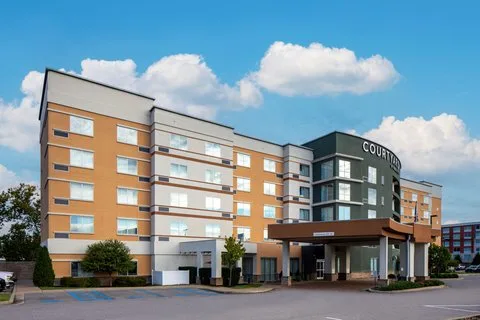 Courtyard by Marriott Charleston Downtown/Civic Center primary photo