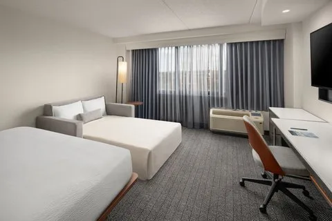 Courtyard by Marriott New Haven at Yale gallery image