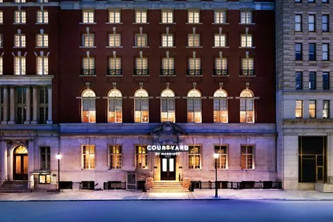 Courtyard by Marriott Philadelphia Downtown primary photo