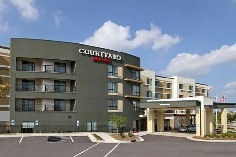 Courtyard by Marriott Raleigh North/Triangle Town Center