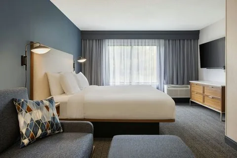 Courtyard by Marriott Traverse City gallery image