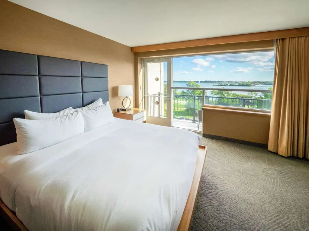 DoubleTree by Hilton Hotel Niagara Falls New York gallery image