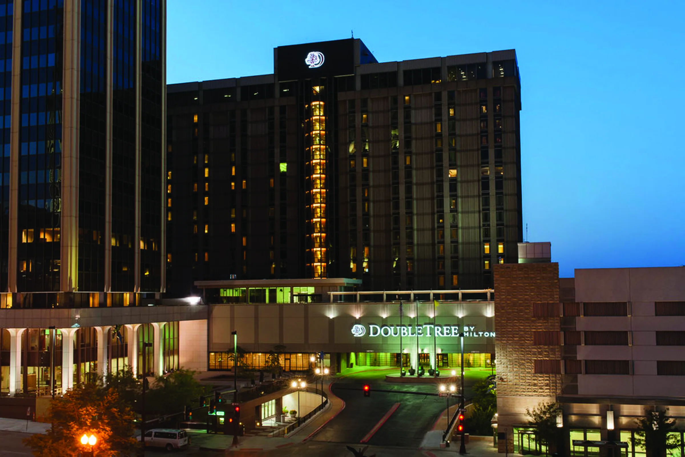 DoubleTree by Hilton Hotel Omaha Downtown gallery image