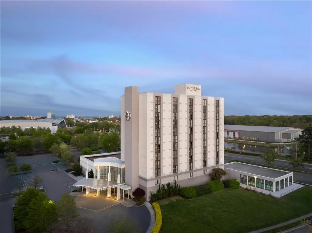 DoubleTree by Hilton Hotel Virginia Beach primary photo