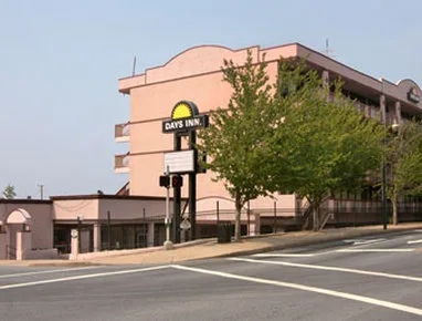 Downtown Inn & Suites