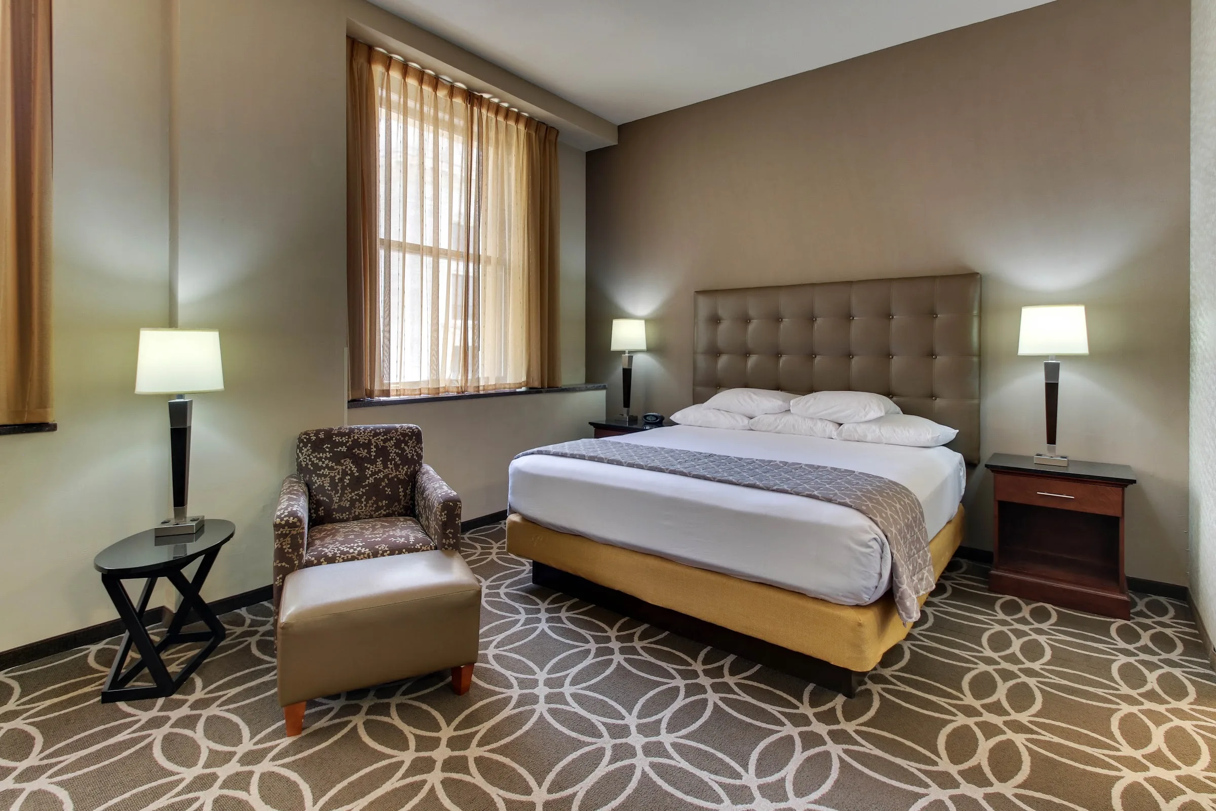 Drury Plaza Hotel Cleveland Downtown gallery image