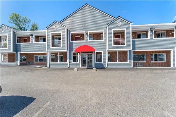 Econo Lodge Cranston - Providence primary photo