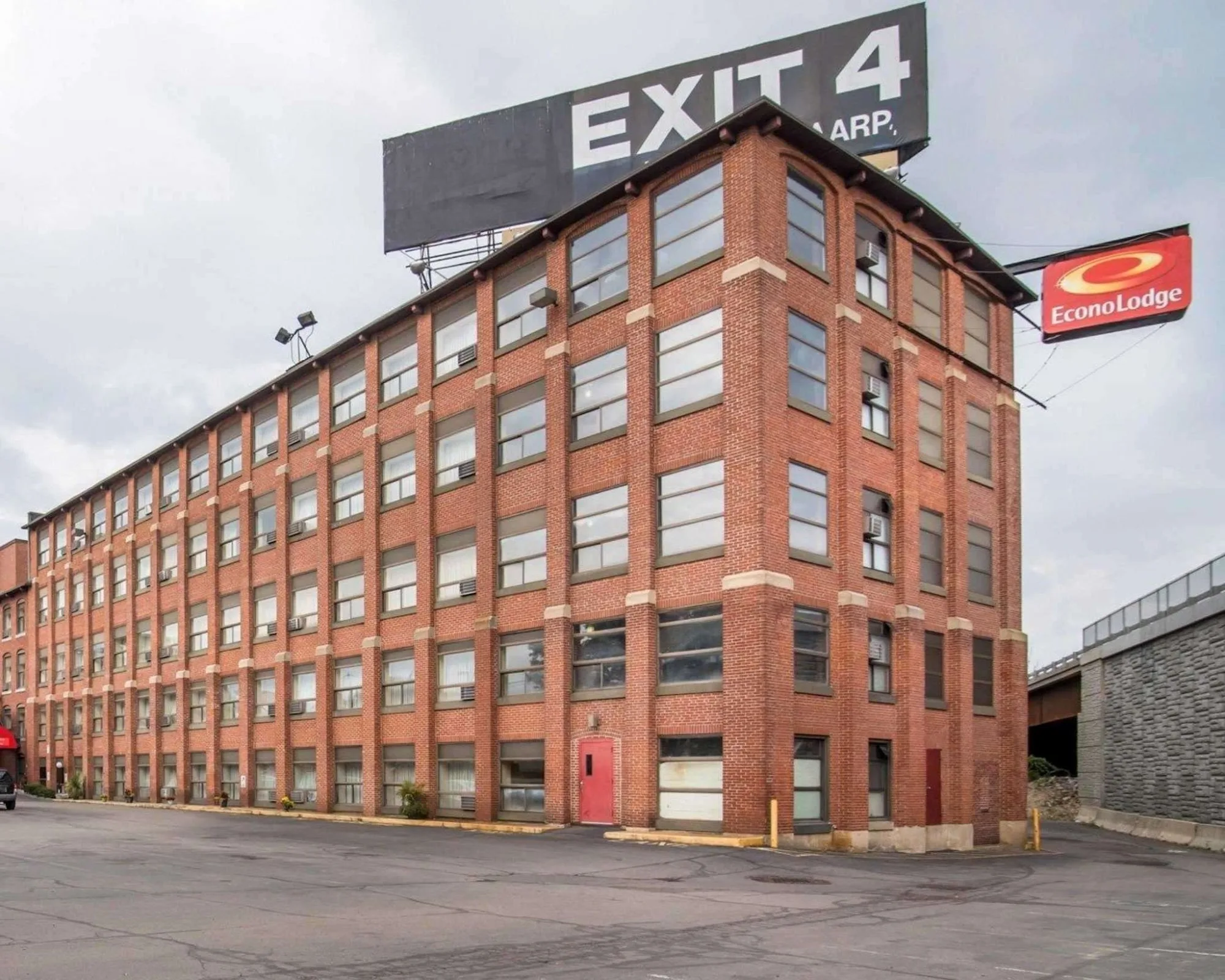 Econo Lodge Manchester primary photo