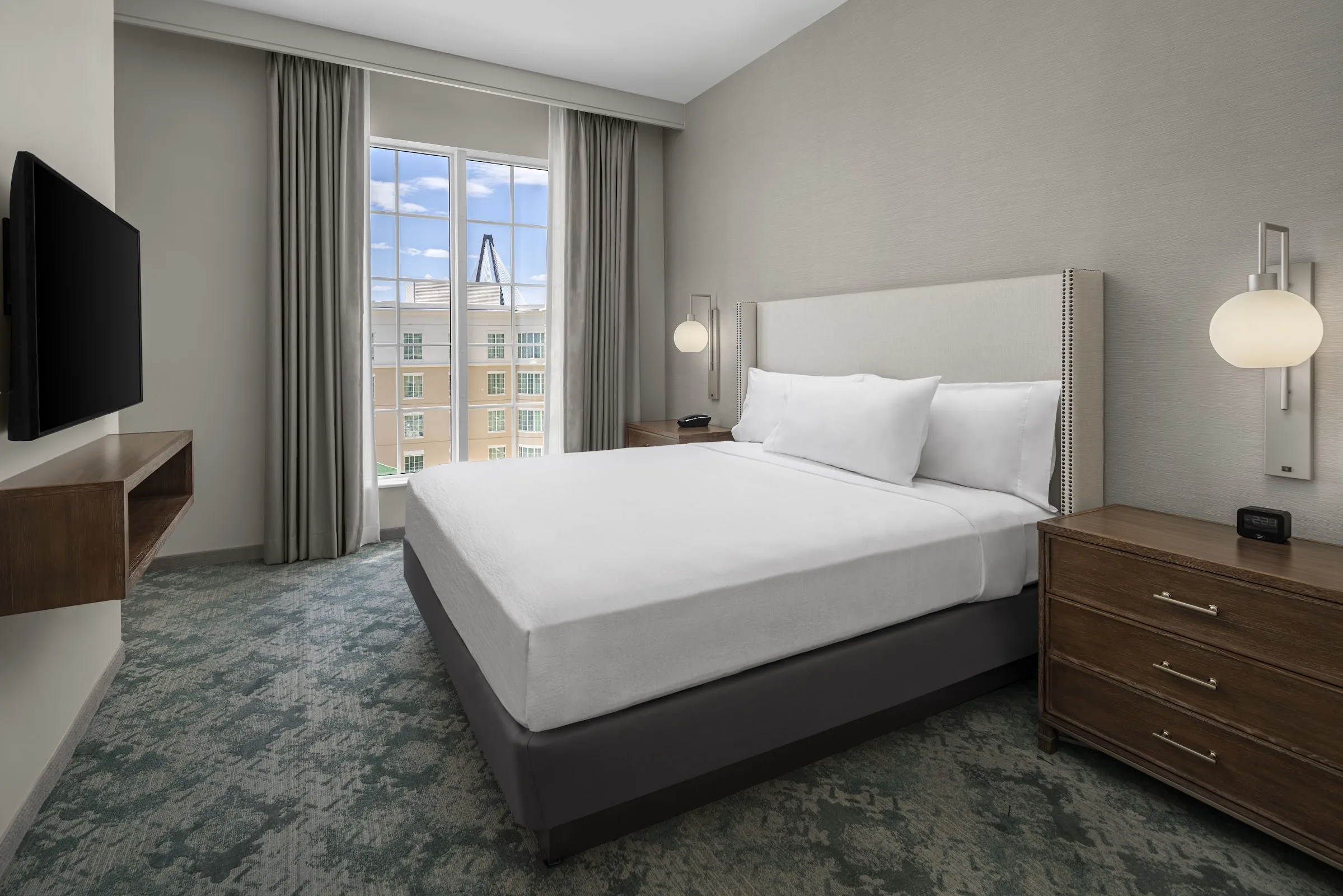 Embassy Suites by Hilton Charleston Harbor Mt. Pleasant gallery image