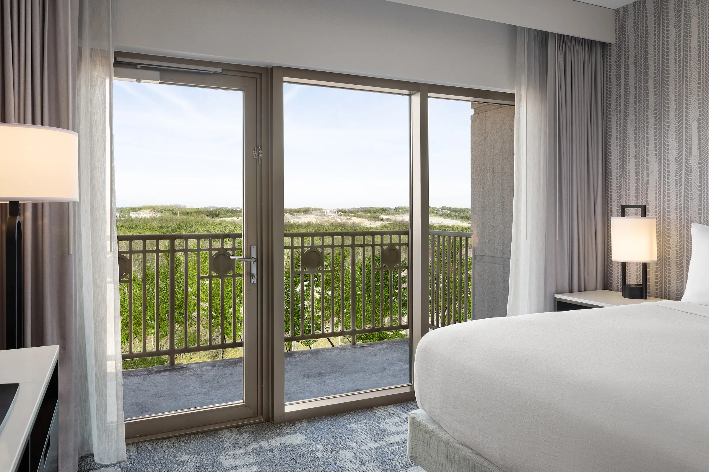 Embassy Suites by Hilton Charlotte Concord Golf Resort & Spa gallery image