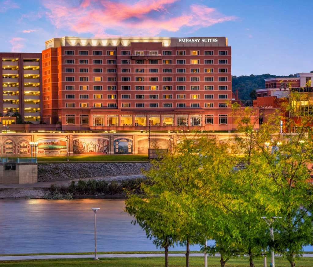 Embassy Suites by Hilton Cincinnati RiverCenter primary photo