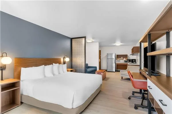 Everhome Suites Cheyenne gallery image