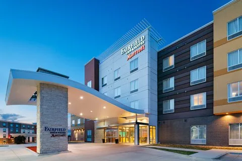 Fairfield by Marriott Inn & Suites Lincoln Airport primary photo