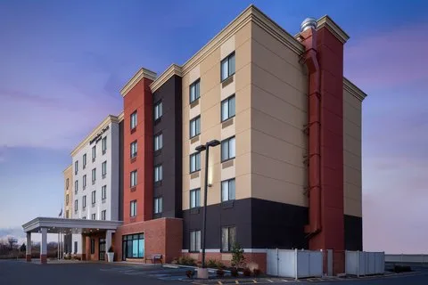 Fairfield by Marriott Inn & Suites New York Staten Island primary photo