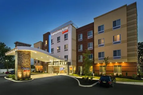 Fairfield by Marriott Inn & Suites Wilmington New Castle primary photo