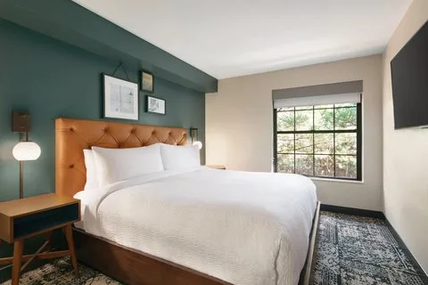 Four Points by Sheraton Raleigh Arena gallery image